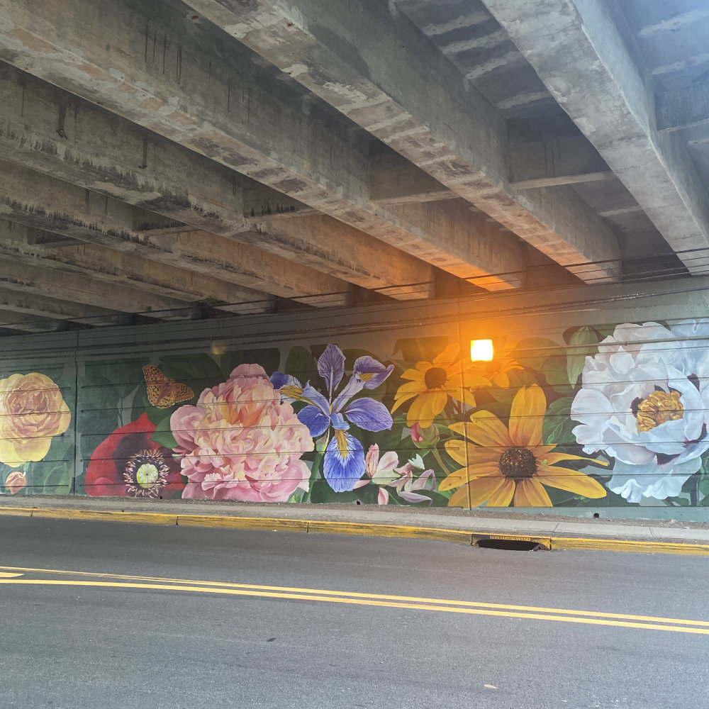 mural in Fort Lee by artist unknown.