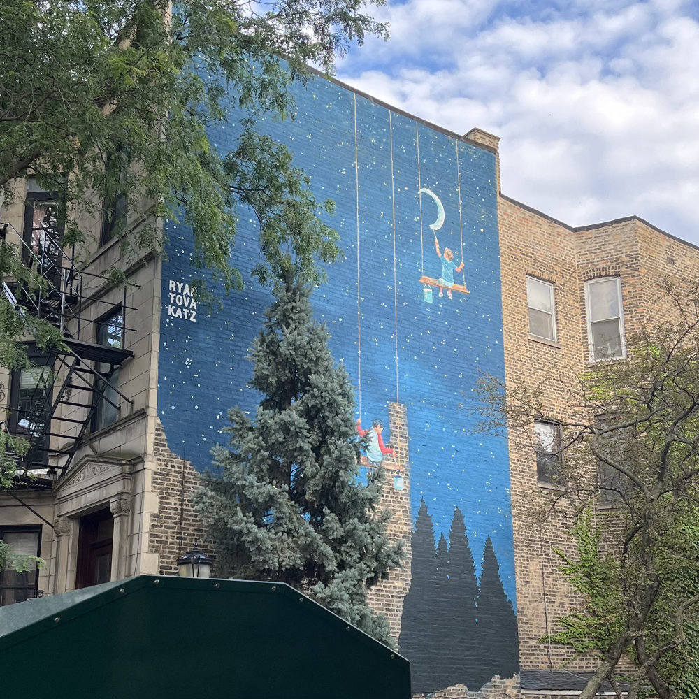 mural in Chicago by artist Ryan Tova Katz.
