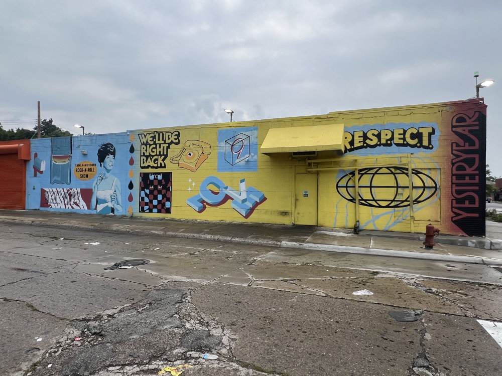 mural in Detroit by artist unknown.