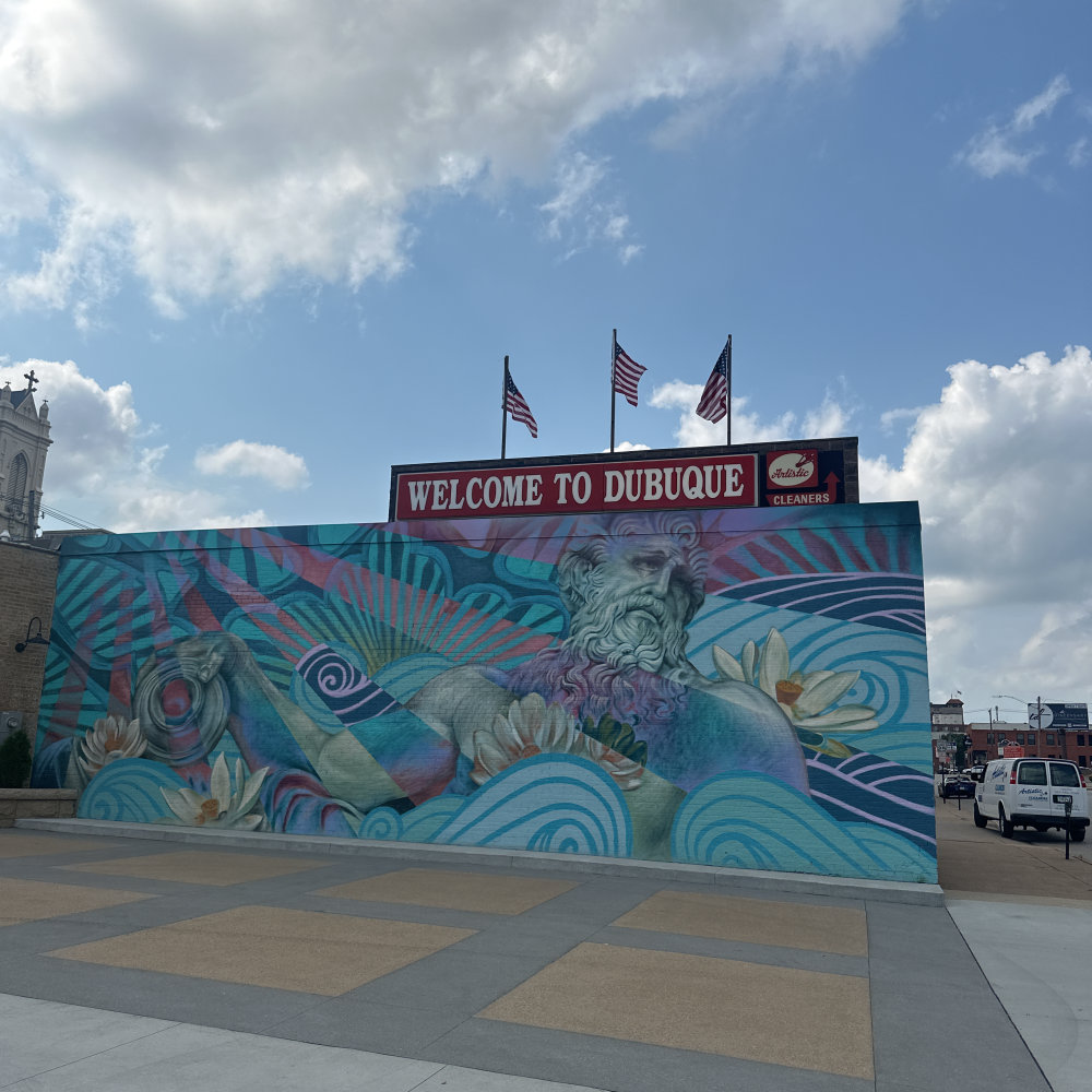 mural in Dubuque by artist unknown.