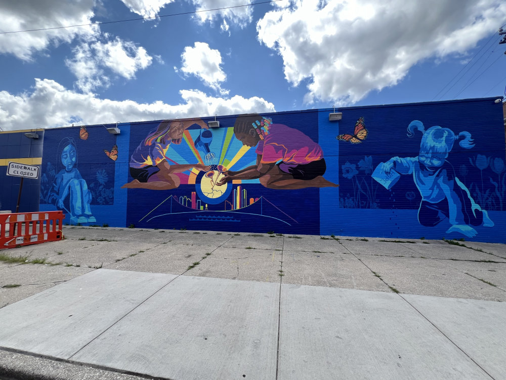 mural in Detroit by artist unknown.