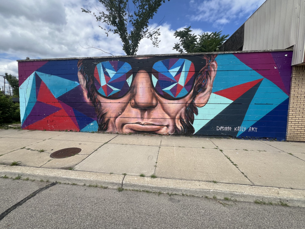 mural in Detroit by artist Desiree Kelly.