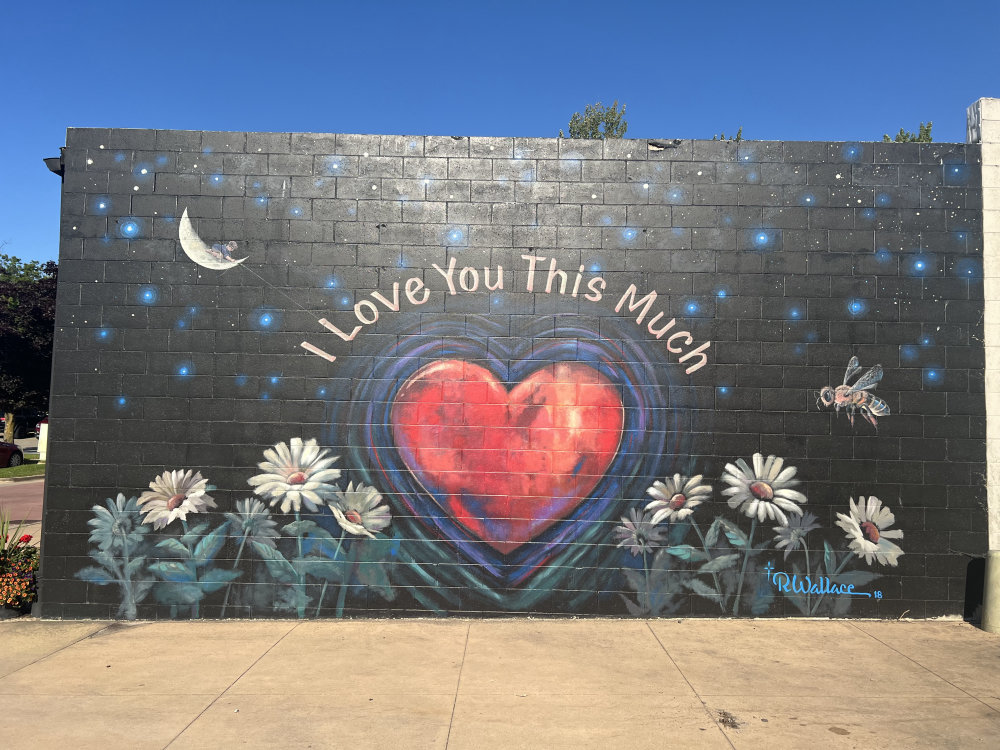 mural in Fremont by artist unknown.