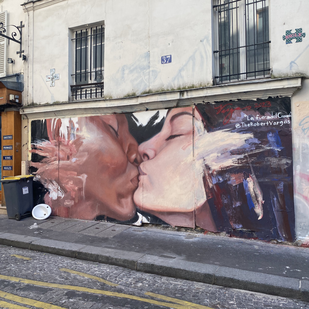 mural in Paris by artist unknown.