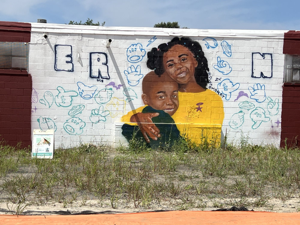 mural in Detroit by artist unknown.