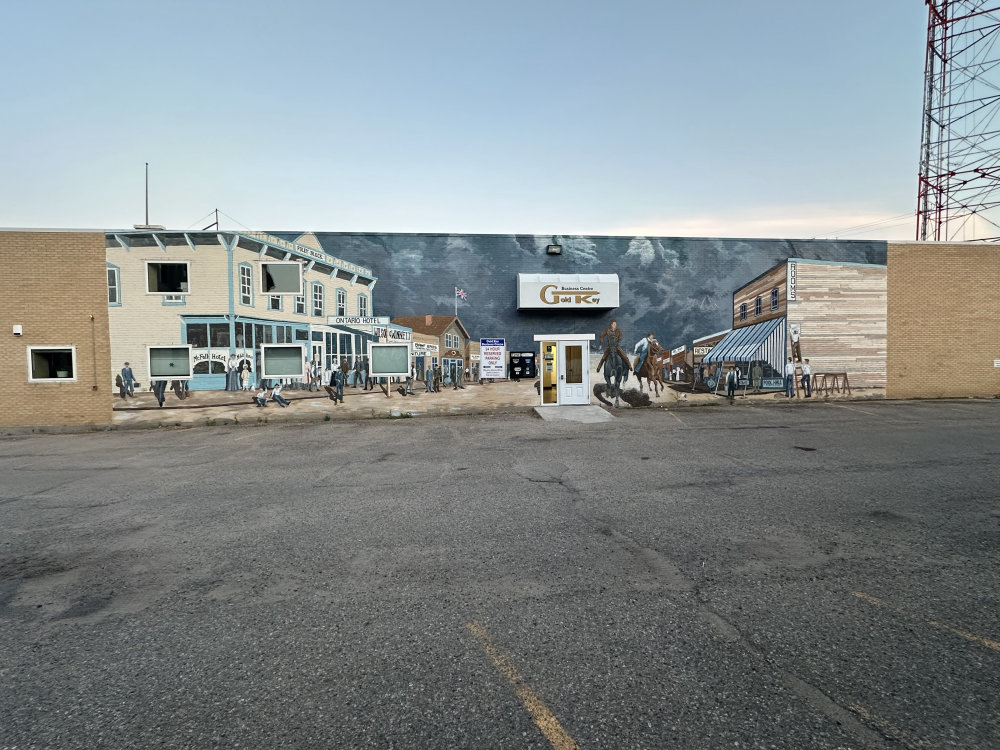 mural in Moose Jaw by artist unknown.