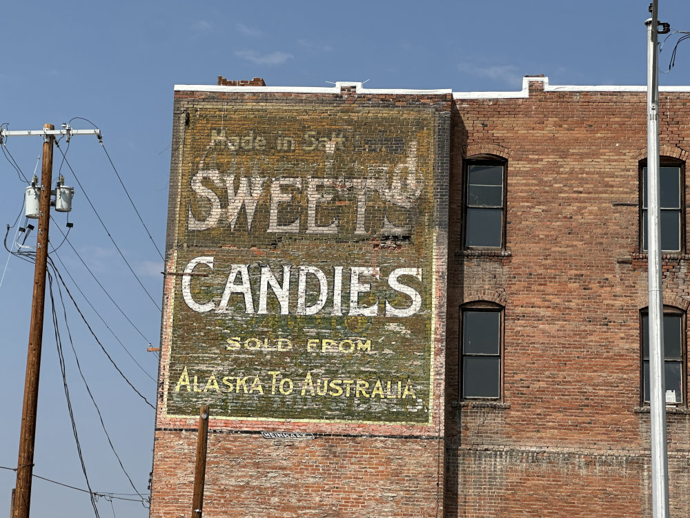 mural in Butte by artist unknown.