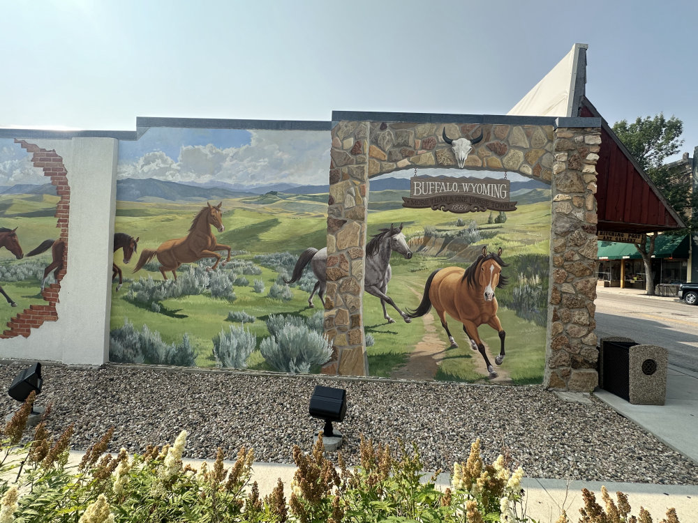 mural in Buffalo by artist unknown.