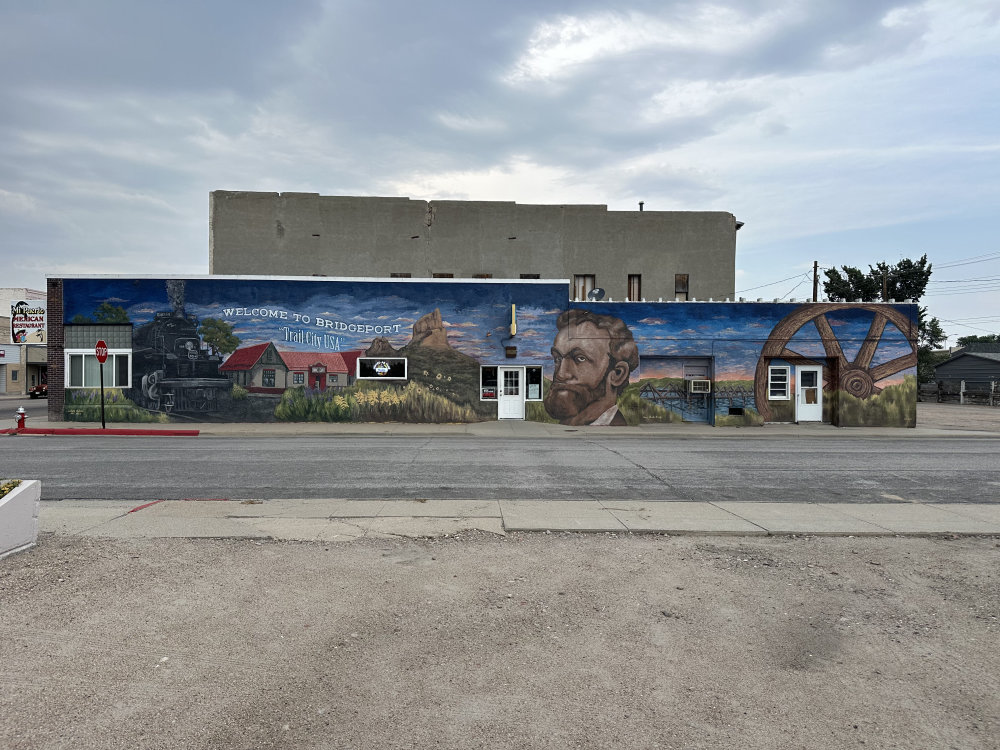 mural in Bridgeport by artist unknown.