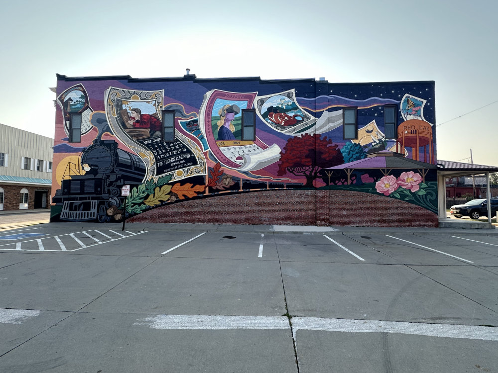 mural in Red Oak by artist unknown.