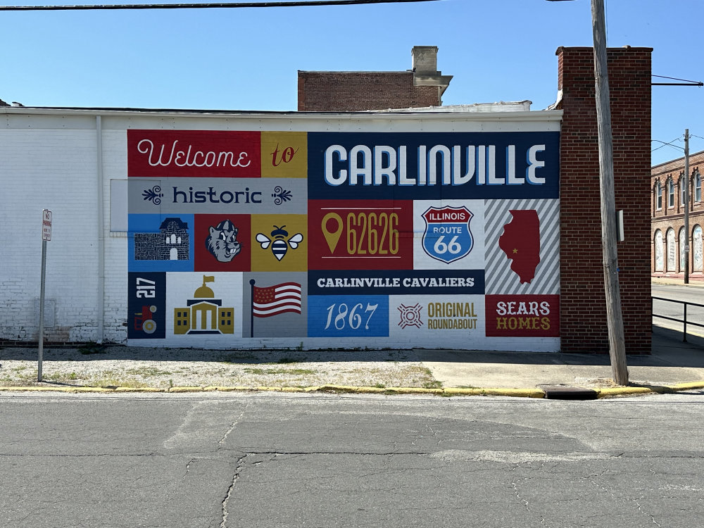 mural in Carlinville by artist unknown.