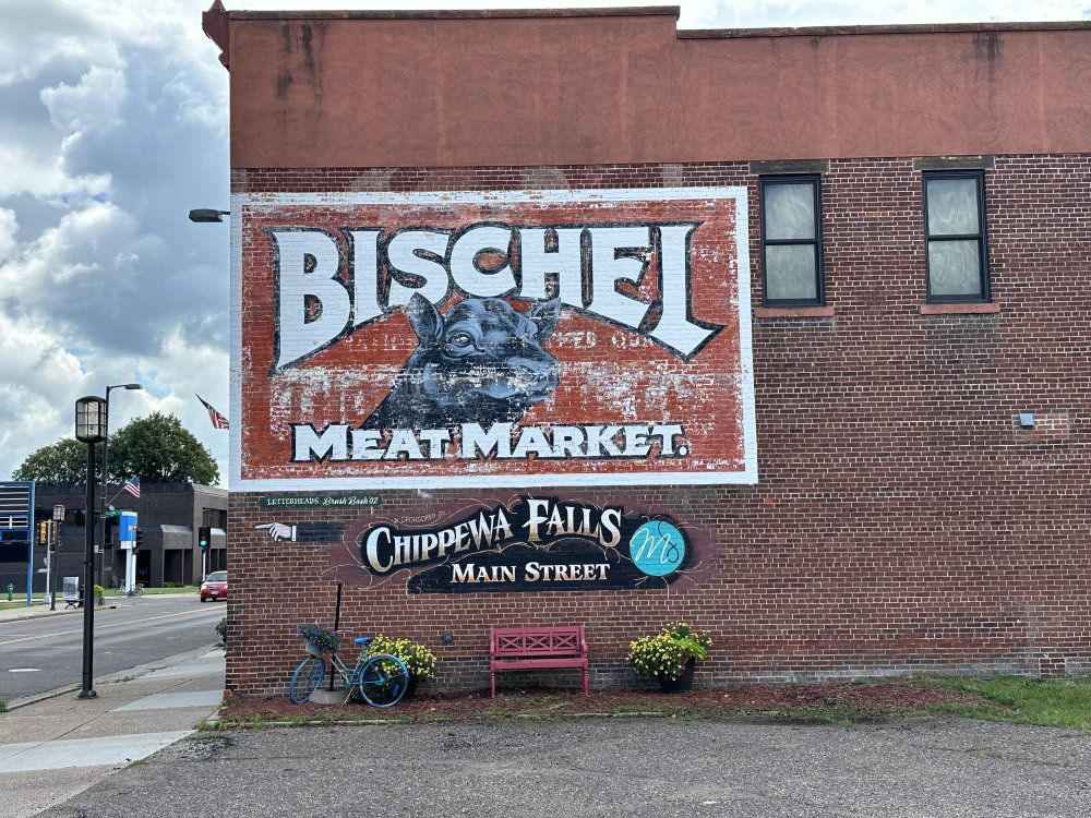 mural in Chippewa Falls by artist unknown.