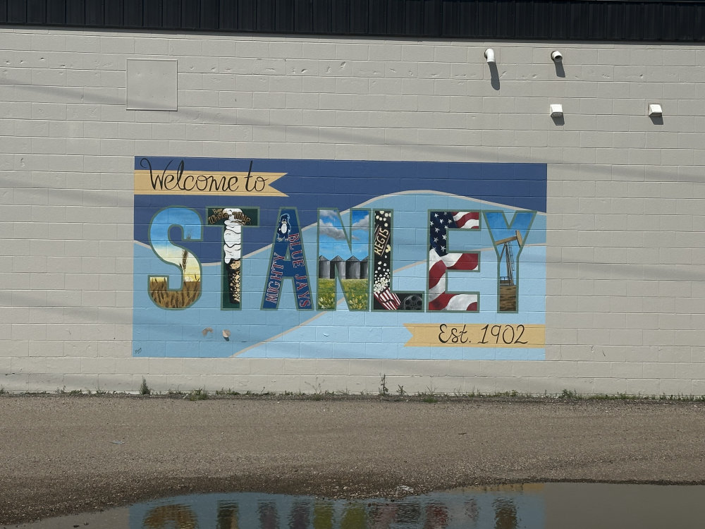 mural in Stanley by artist unknown.