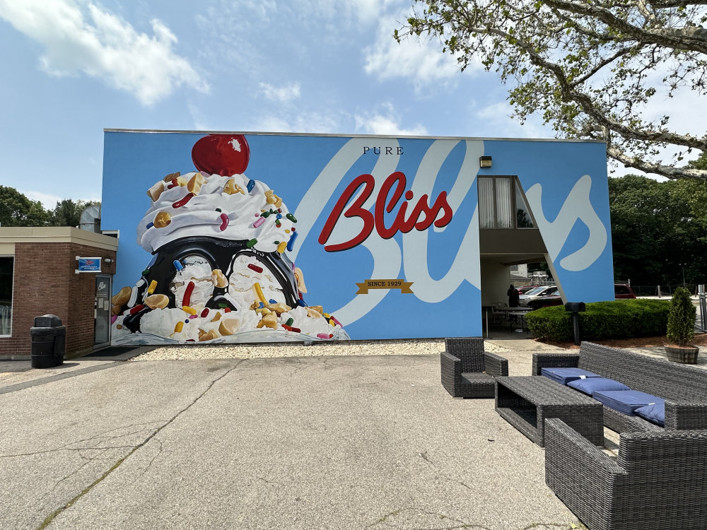 mural in Attleboro by artist unknown.