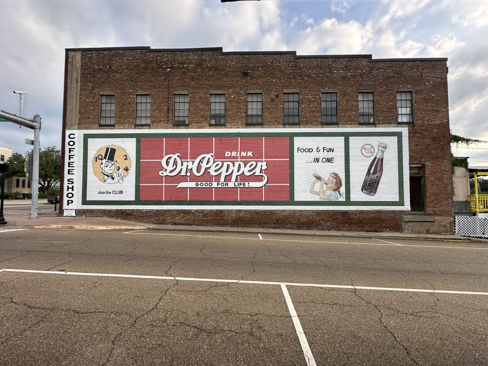 mural in Mount Pleasant by artist unknown.