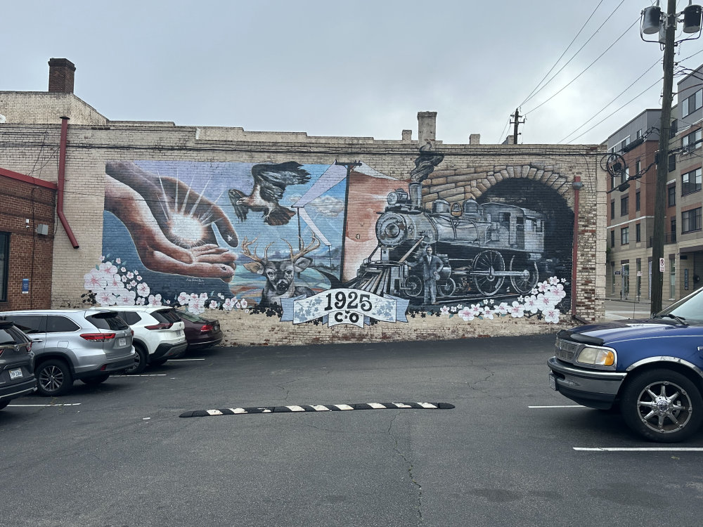 mural in Richmond by artist unknown.