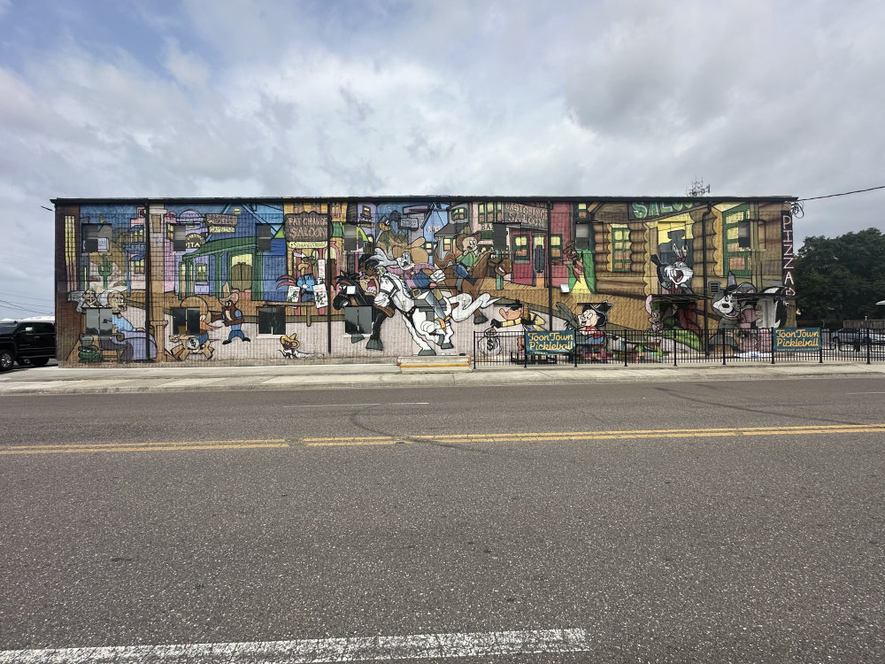 mural in Jacksonville by artist unknown.