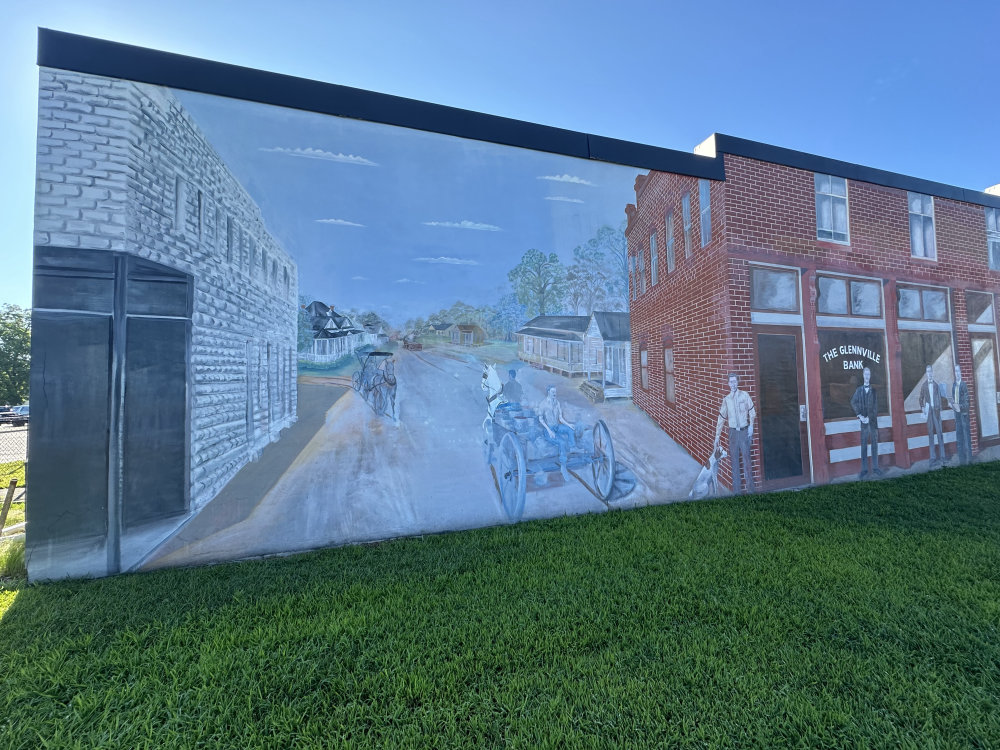 mural in Glennville by artist unknown.