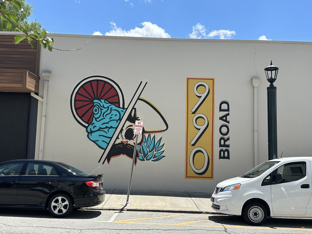 mural in Augusta by artist unknown.