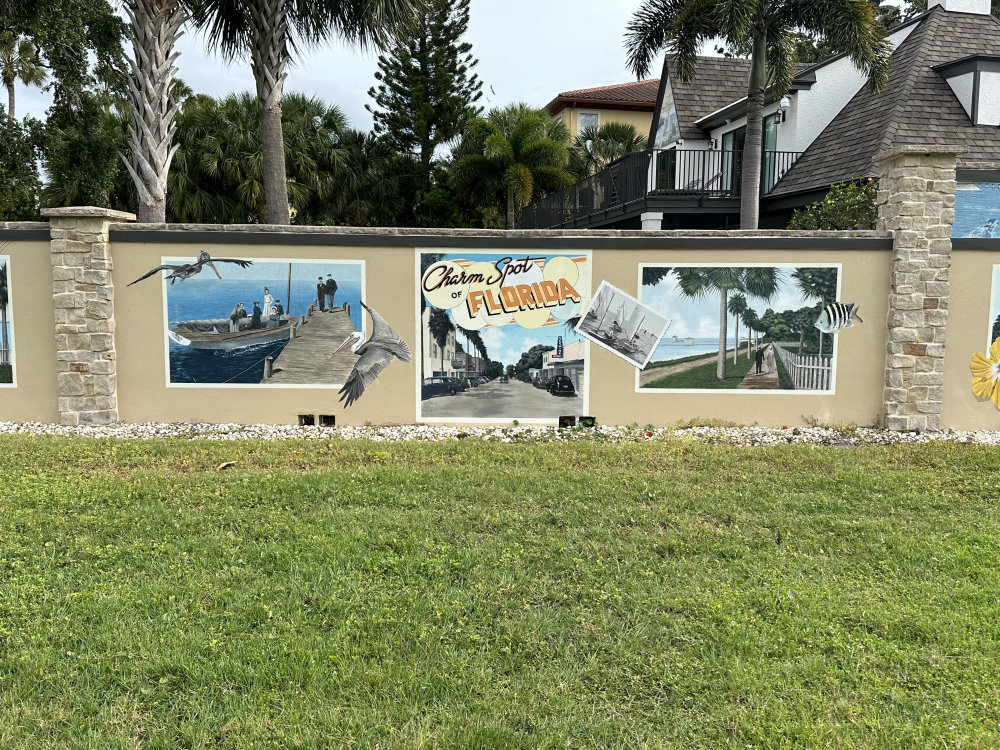 mural in Dunedin by artist unknown.