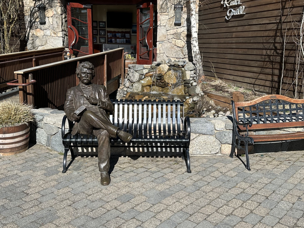 mural in South Lake Tahoe by artist unknown.