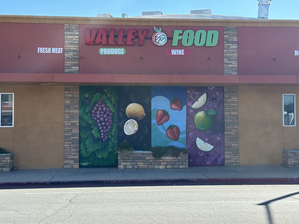 mural in Fresno by artist unknown.