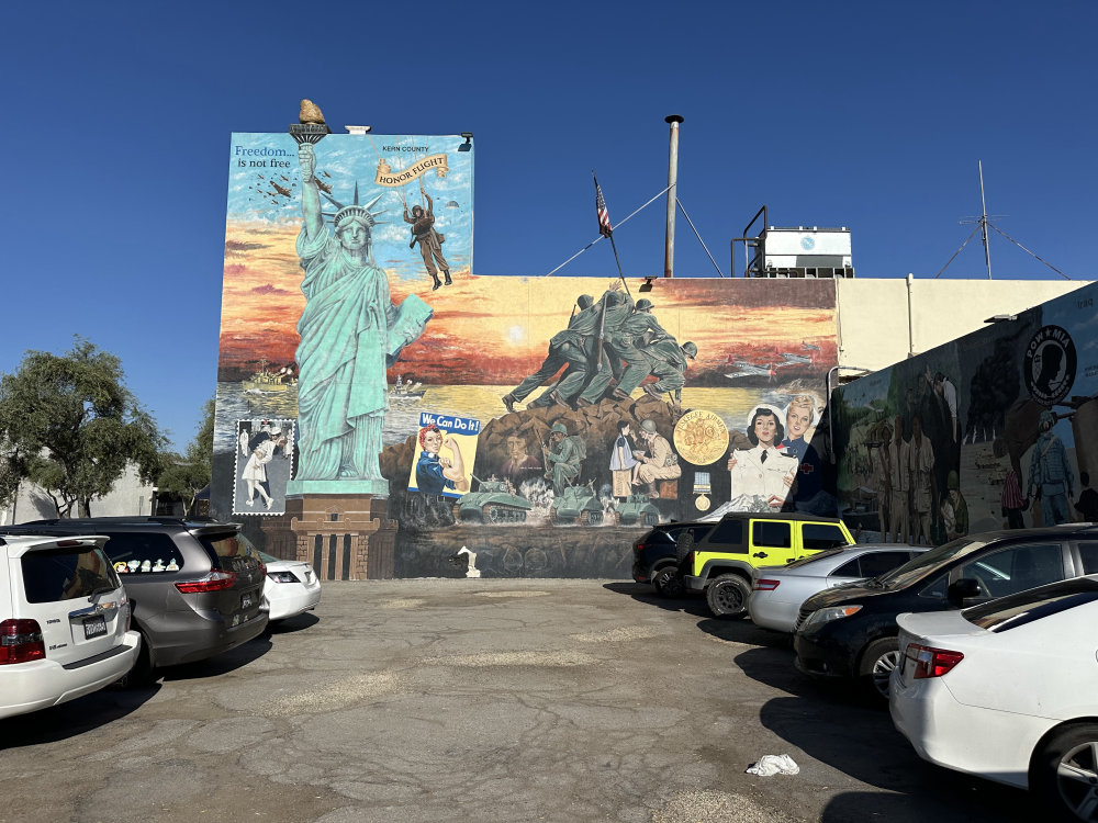 mural in Bakersfield by artist unknown.