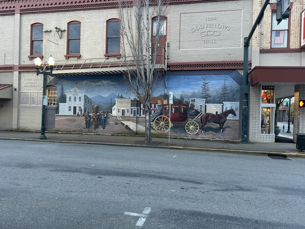 mural in Grants Pass by artist unknown.