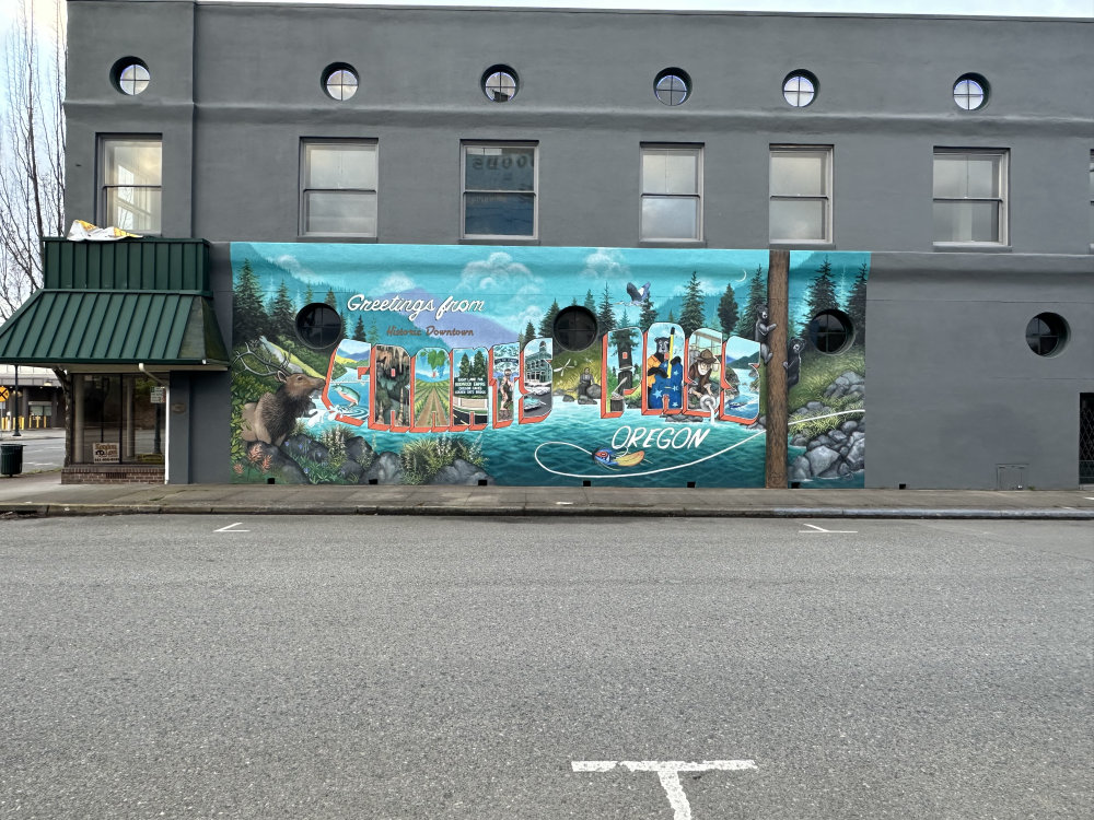 mural in Grants Pass by artist unknown.