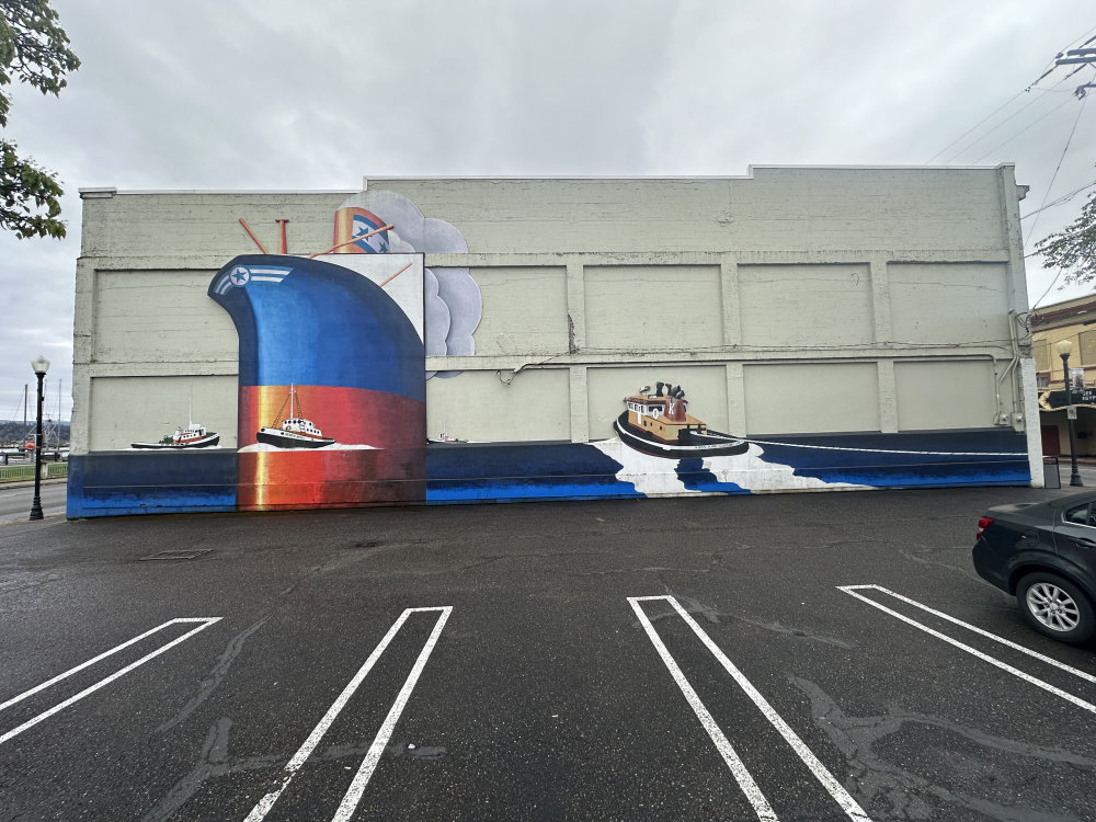 mural in Coos Bay by artist unknown.