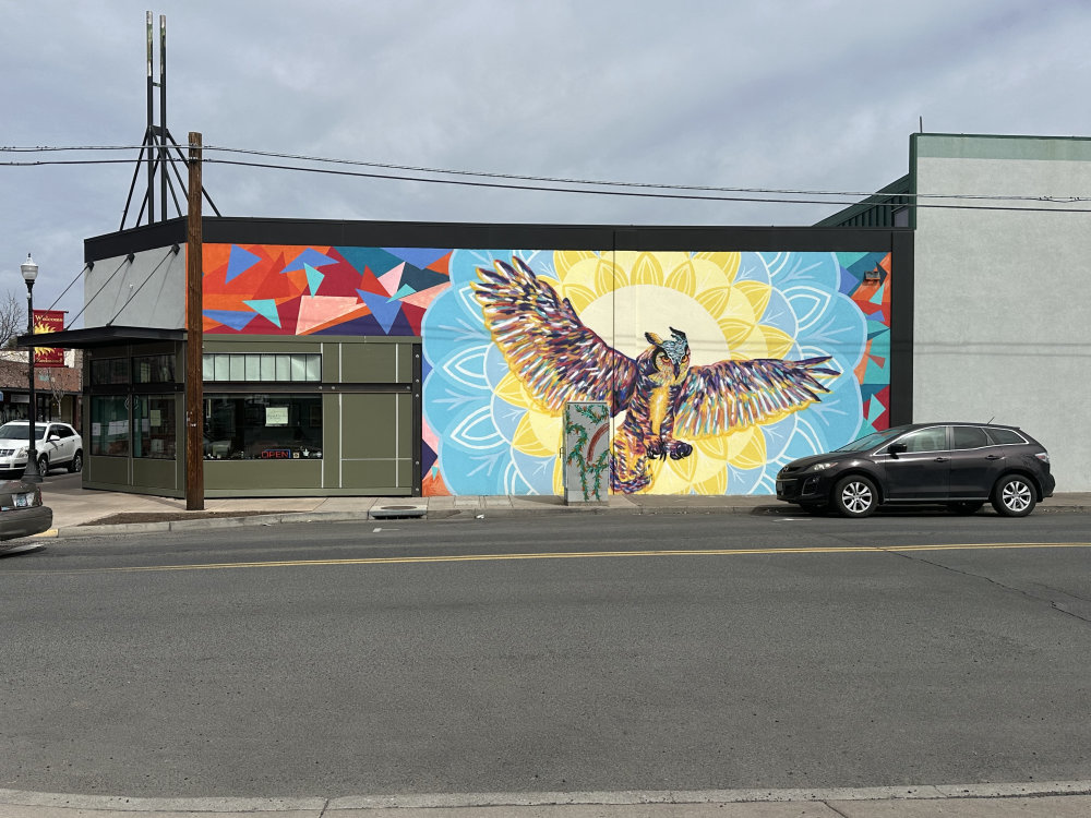 mural in Redmond by artist unknown.