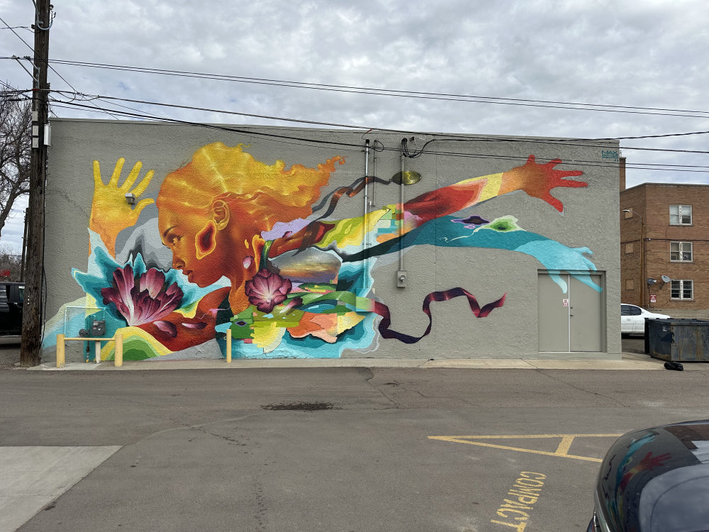 mural in Great Falls by artist Max Sansing.