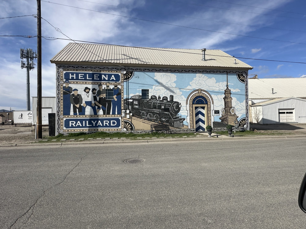 mural in Helena by artist unknown.