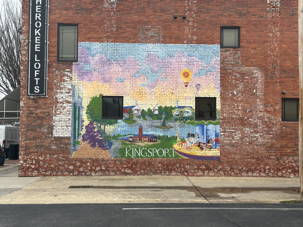 mural in Kingsport by artist unknown.