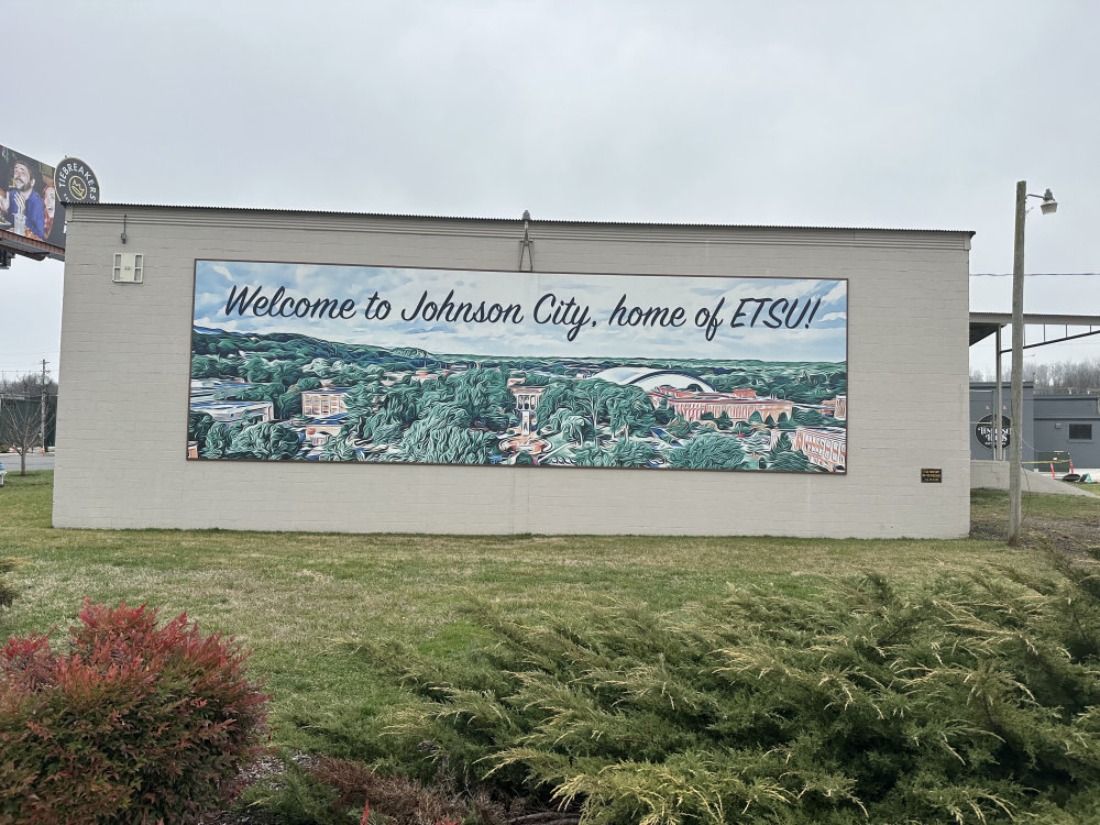 mural in Johnson City by artist unknown.