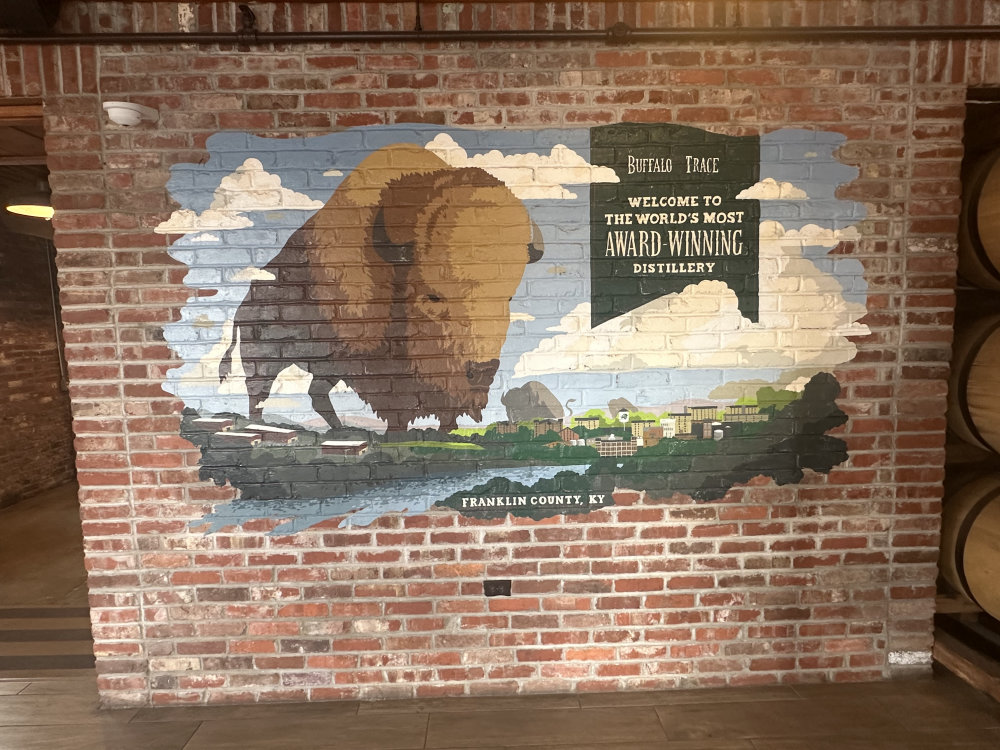 mural in Frankfort by artist unknown.