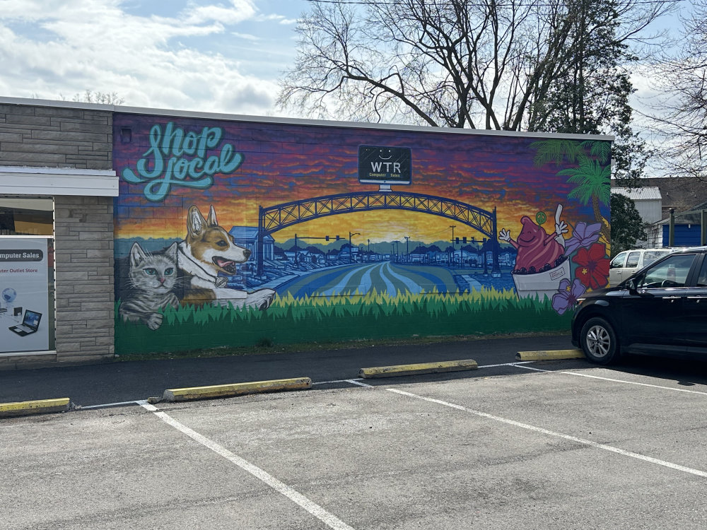 mural in Louisville by artist unknown.