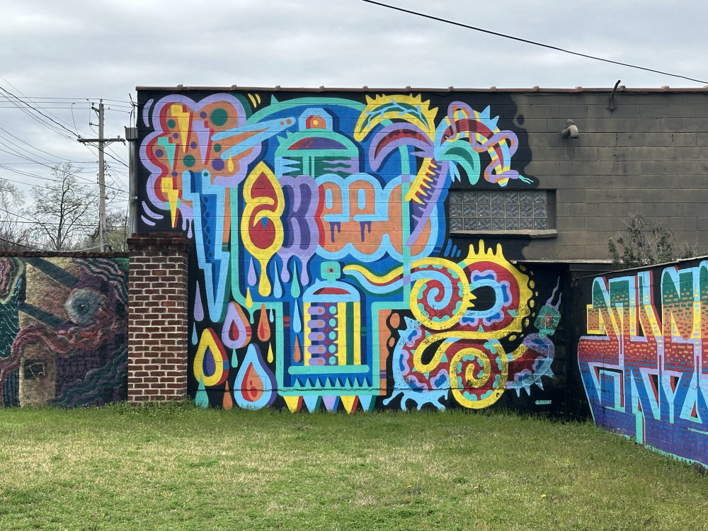 mural in Memphis by artist unknown.