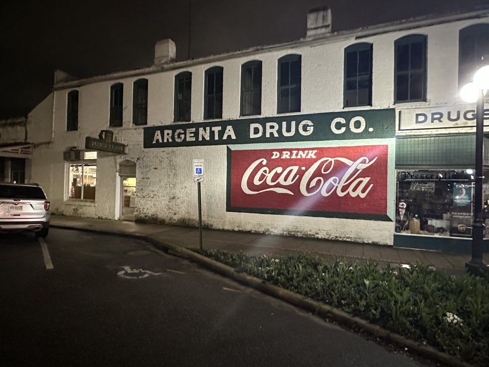 mural in North Little Rock by artist unknown.