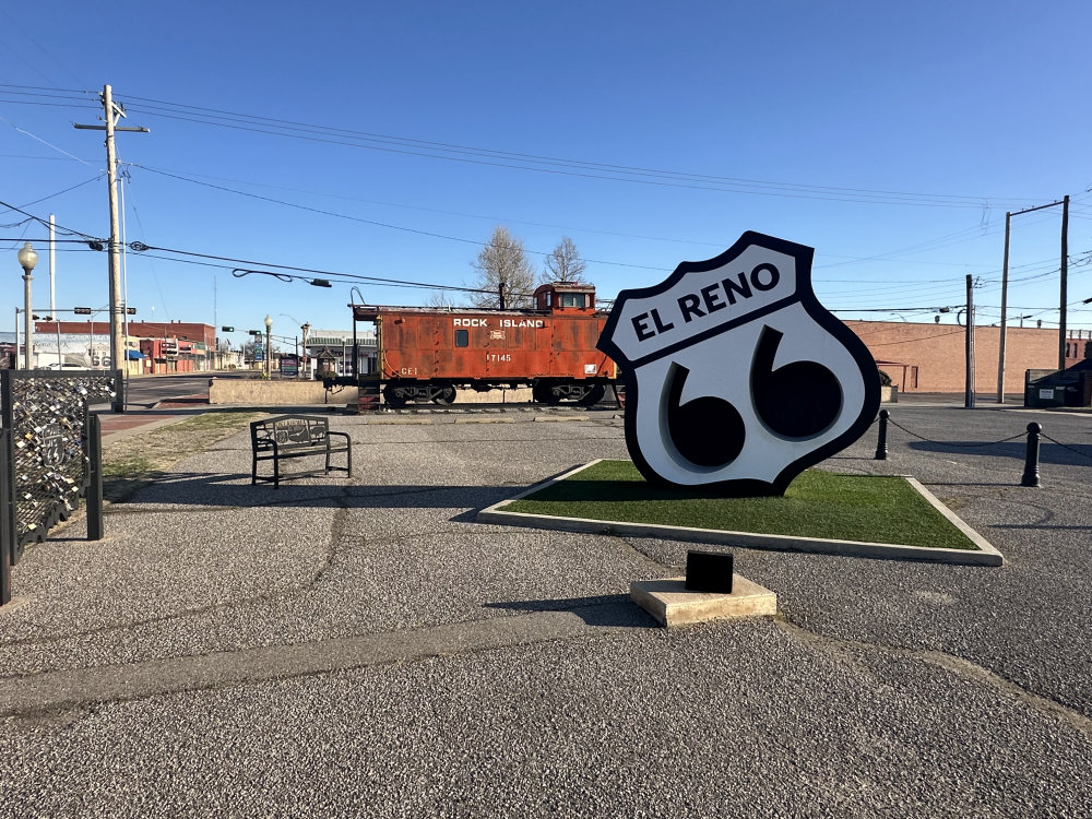 mural in El Reno by artist unknown.