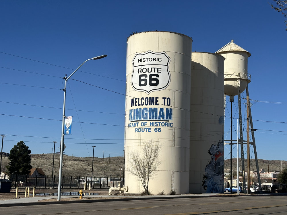 mural in Kingman by artist unknown.