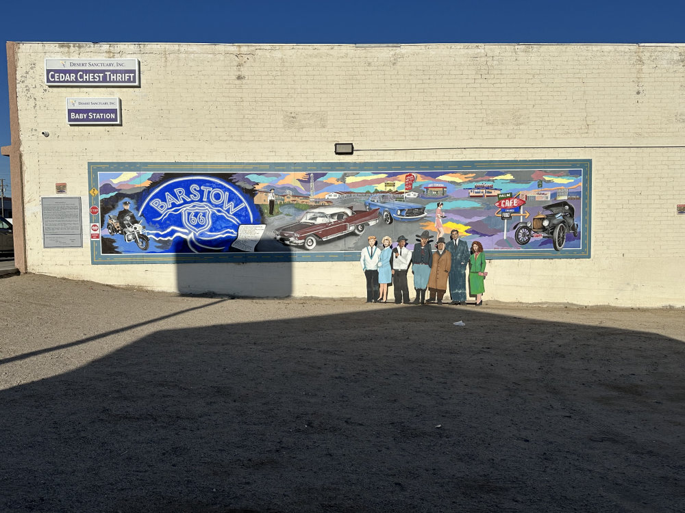 mural in Barstow by artist unknown.