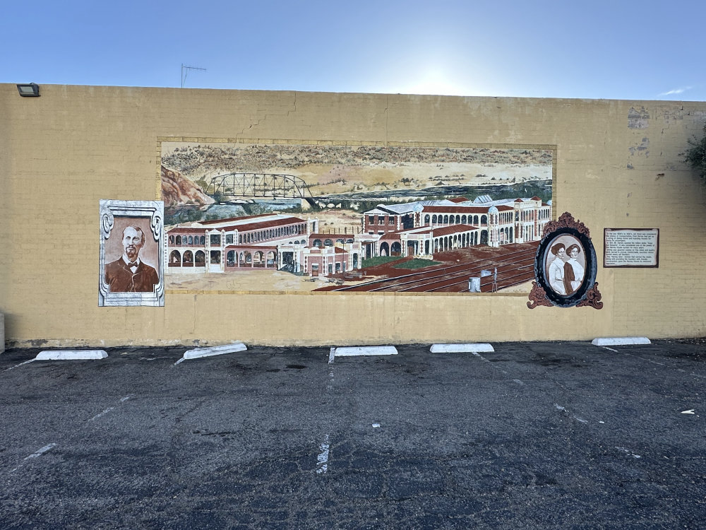 mural in Barstow by artist unknown.