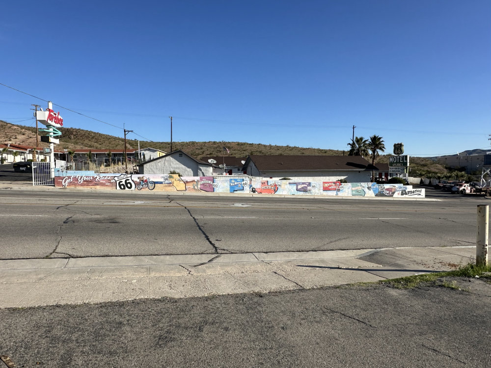 mural in Barstow by artist unknown.