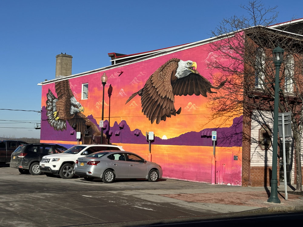 mural in Livonia by artist unknown.