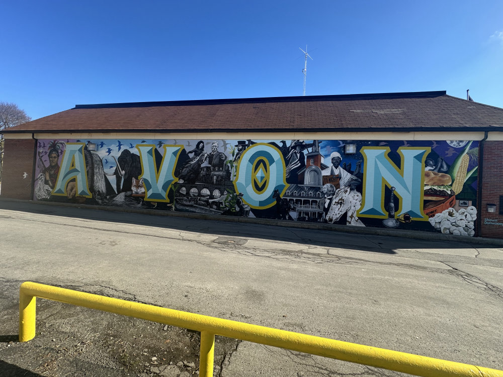 mural in Avon by artist unknown.