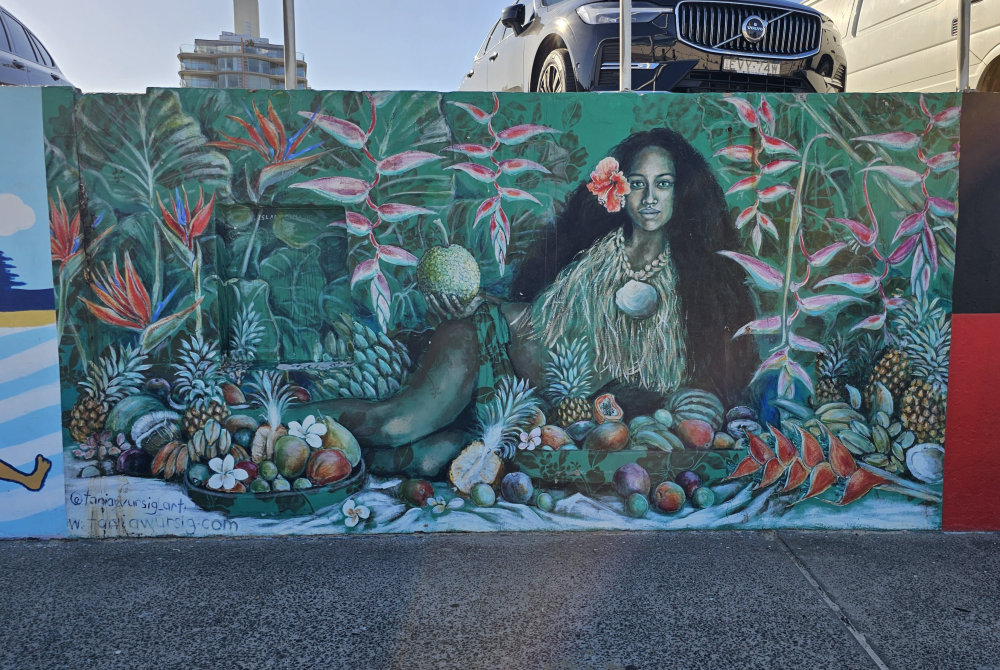 mural in Bondi Beach by artist unknown.