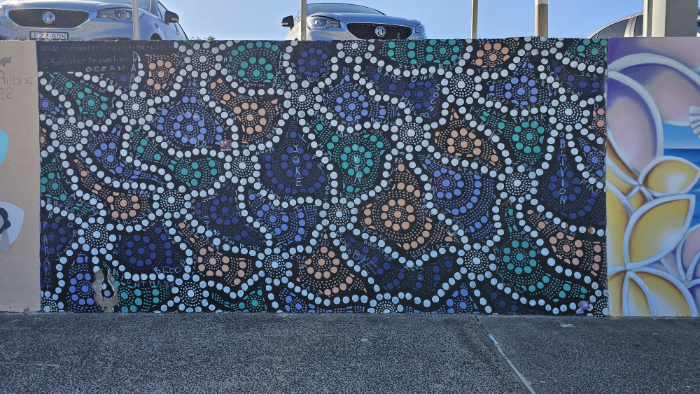 mural in Bondi Beach by artist unknown.