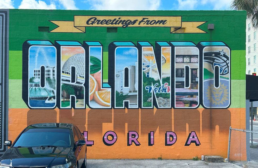 mural in Orlando by artist unknown.