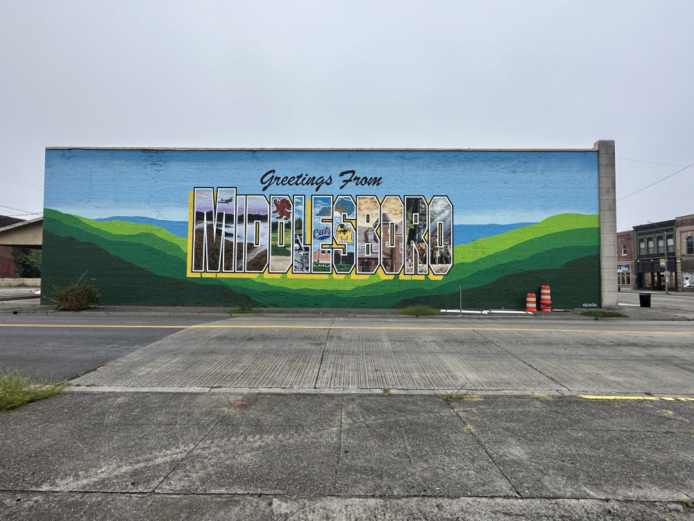 mural in Middlesboro by artist unknown.